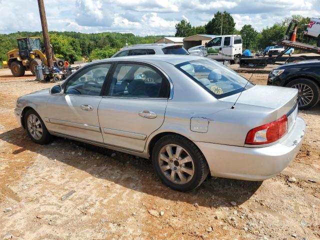 KNAGD128755398777 - 2005 KIA OPTIMA LX SILVER photo 2