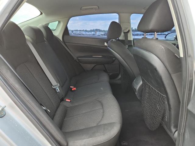 5XXGT4L37KG318797 - 2019 KIA OPTIMA LX 银色 照片 10