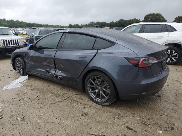 5YJ3E1EB0NF308390 - 2022 TESLA MODEL 3 灰色 照片 2