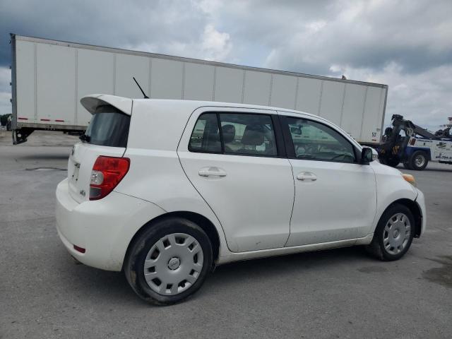 JTKKU10458J001942 - 2008 TOYOTA SCION XD თეთრი ფოტო 3
