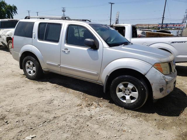 5N1AR18U95C773574 - 2005 NISSAN PATHFINDER LE GRAY photo 4