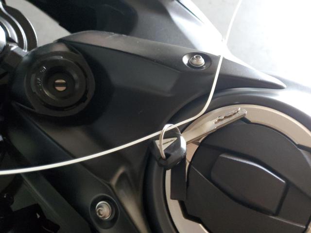 ML5EXER1XRDAC3083 - 2024 KAWASAKI EX650 R BLACK photo 8