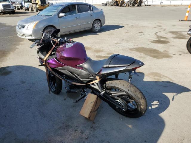 MH3RH18Y1PK010438 - 2023 YAMAHA YZFR3 A PURPLE photo 3