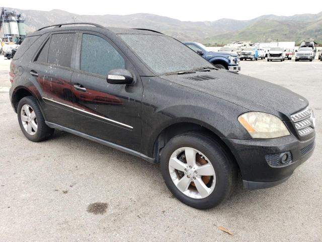 4JGBB75E36A064872 - 2006 MERCEDES-BENZ ML 500 BLACK photo 4