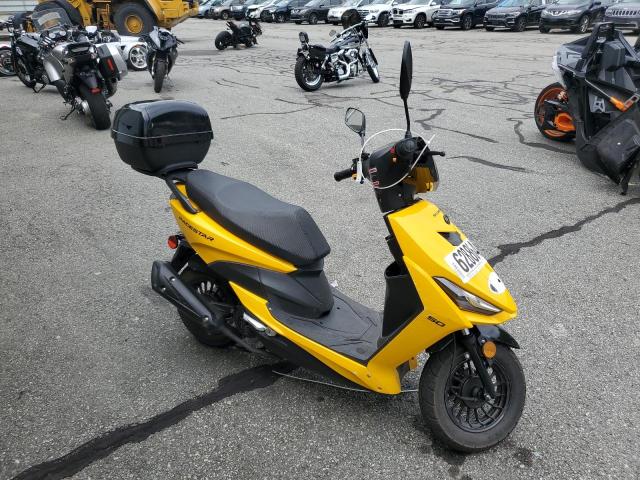 L5YZCABP1N1106661 - 2022 OTHER MOPED YELLOW photo 1