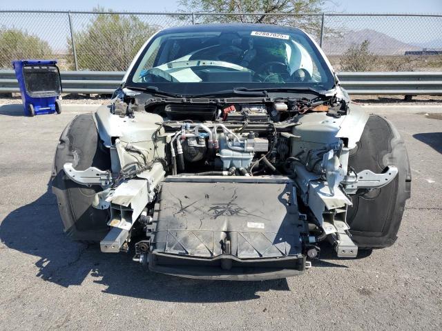 5YJ3E1EA1JF040077 - 2018 TESLA MODEL 3 თეთრი ფოტო 5