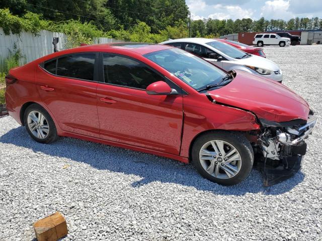 KMHD84LF7LU070458 - 2020 HYUNDAI ELANTRA SEL RED photo 4