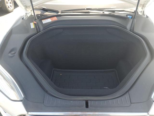 5YJSA1H22EFP64023 - 2014 TESLA MODEL S 白色 照片 11