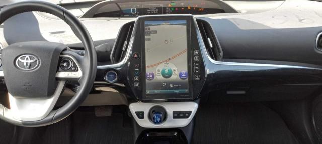 JTDKARFP2H3013986 - 2017 TOYOTA PRIUS PRIM 蓝色 照片 9