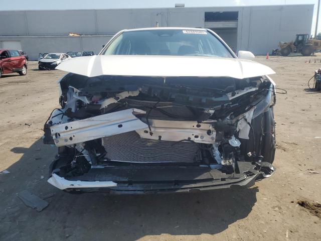 4T1DAACK2SU613066 - 2025 TOYOTA CAMRY XSE WHITE photo 5