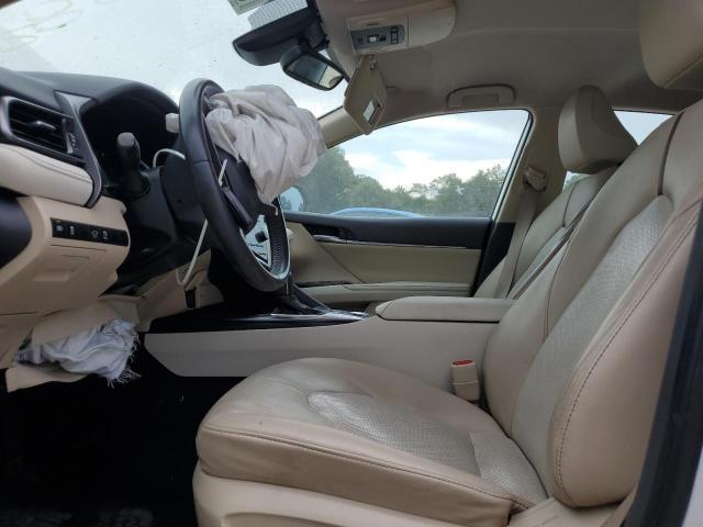 4T1F31AK2LU526209 - 2020 TOYOTA CAMRY XLE WHITE photo 7