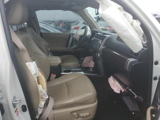 JTEBU5JR7G5331576 - 2016 TOYOTA 4RUNNER SR5/SR5 PREMIUM 白色 照片 5