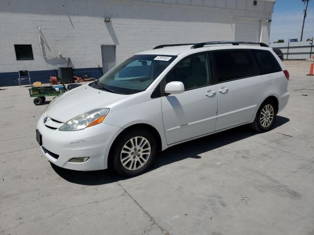 2008 TOYOTA SIENNA XLE, null