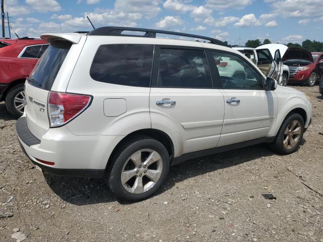 JF2SH66679H724820 - 2009 SUBARU FORESTER 2.5XT LIMITED WHITE photo 3