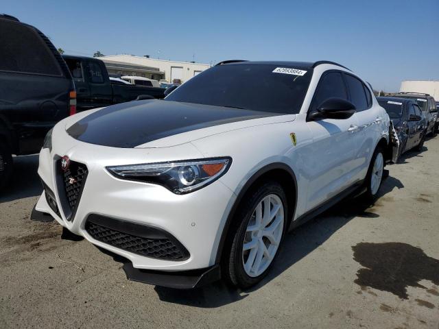 ZASFAKNN8J7C20686 - 2018 ALFA ROMEO STELVIO TI SPORT WHITE photo 1