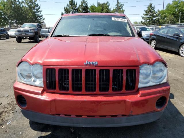 1J4GR48KX5C558794 - 2005 JEEP GRAND CHER LAREDO RED photo 5