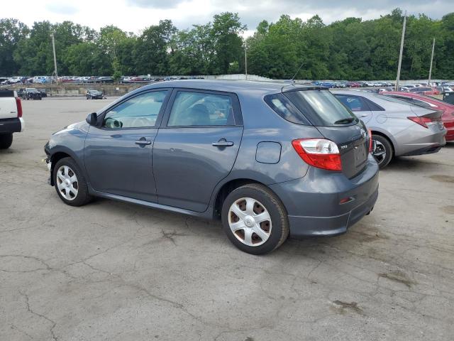 2T1LE40E49C011605 - 2009 TOYOTA MATRIX S GRAY photo 2