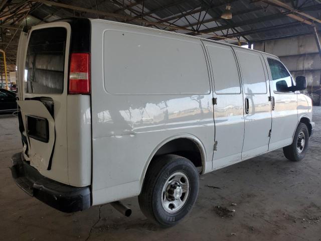 1GCWGAFPXK1164448 - 2019 CHEVROLET EXPRESS G2 WHITE photo 3