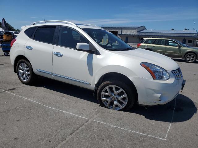 JN8AS5MV4BW271424 - 2011 NISSAN ROGUE S WHITE photo 4