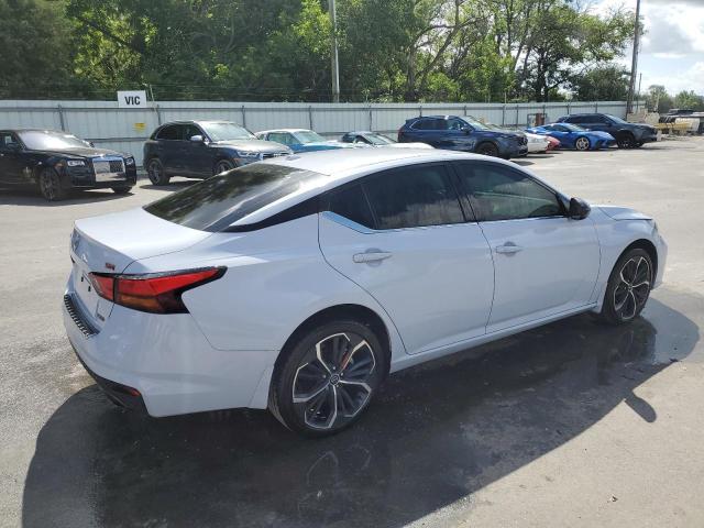 1N4BL4CW1PN328442 - 2023 NISSAN ALTIMA SR WHITE photo 3