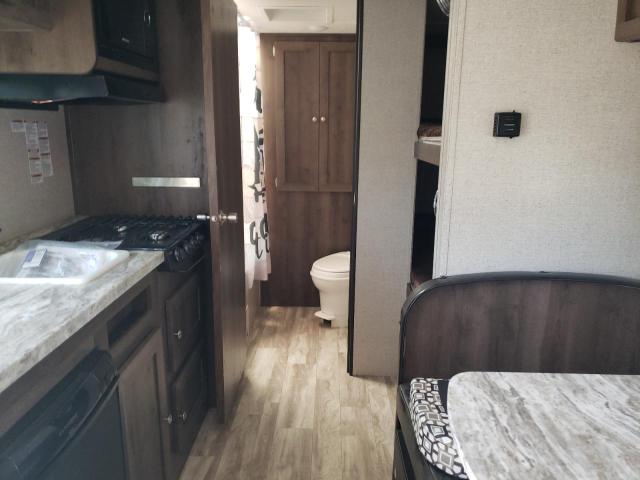 5ZT2SSGC2KE012220 - 2019 FOREST RIVER SHASTA OASIS Двокольоровий фото 6