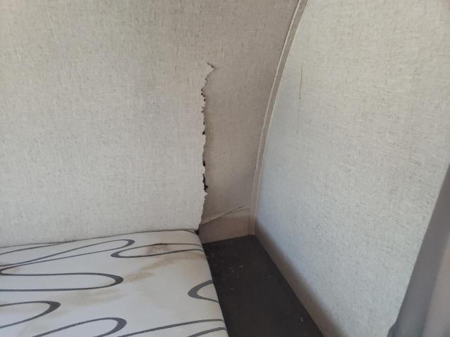 5ZT2SSGC2KE012220 - 2019 FOREST RIVER SHASTA OASIS Двокольоровий фото 9