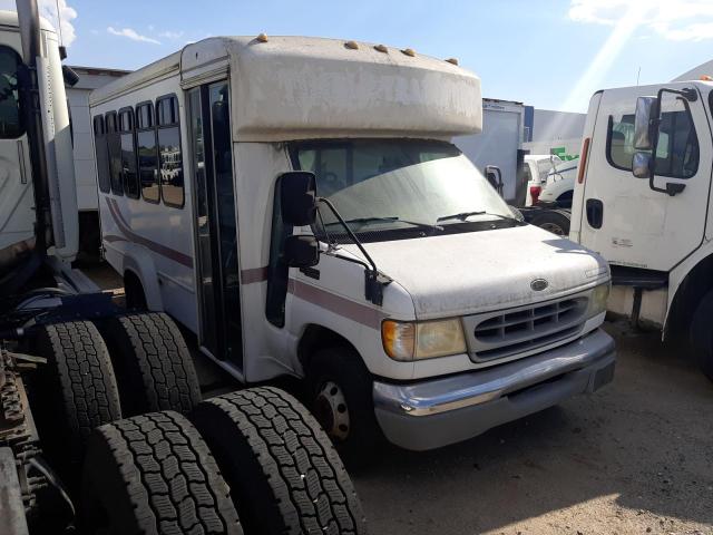 1FDWE35L1YHB93218 - 2000 FORD ECONOLINE E350 SUPER DUTY CUTAWAY VAN WHITE photo 4