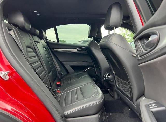 ZASFAKNN7J7B67480 - 2018 ALFA ROMEO STELVIO TI SPORT RED photo 6