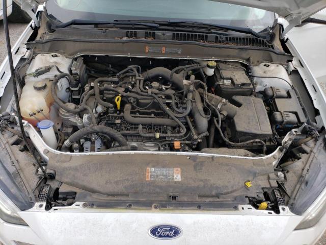 3FA6P0HDXLR136322 - 2020 FORD FUSION SE WHITE photo 11