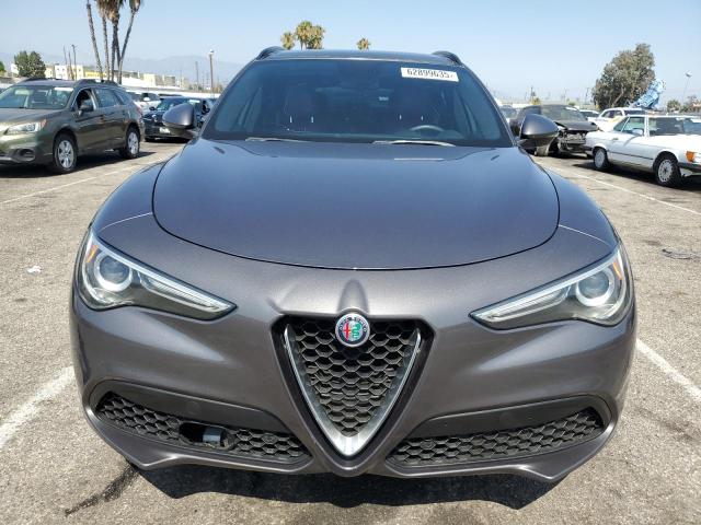 ZASPAKBN7K7C30393 - 2019 ALFA ROMEO STELVIO TI ნაცრისფერი ფოტო 5
