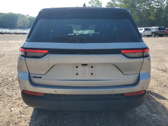 1C4RJHAG0PC593480 - 2023 JEEP GRAND CHER LAREDO Gümüş fotoğraf 6