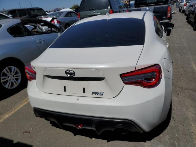 JF1ZNAA1XG9704997 - 2016 TOYOTA SCION FR-S თეთრი ფოტო 6