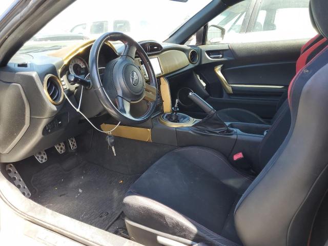 JF1ZNAA1XG9704997 - 2016 TOYOTA SCION FR-S თეთრი ფოტო 7