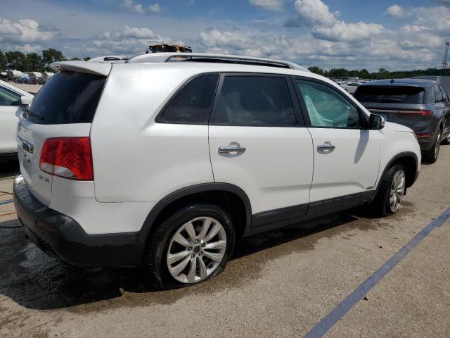 5XYKUDA2XBG041303 - 2011 KIA SORENTO EX WHITE photo 3