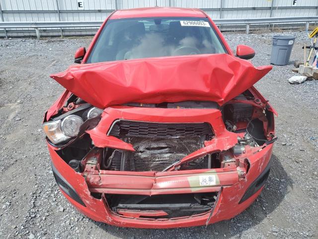 1G1JA6SGXG4119409 - 2016 CHEVROLET SONIC LS წითელი ფოტო 5