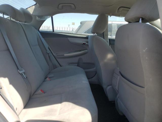 5YFBU4EE8CP052107 - 2012 TOYOTA COROLLA BASE Серебристый фото 10