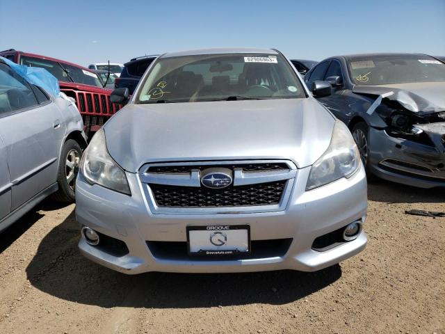 4S3BMCA61E3025576 - 2014 SUBARU LEGACY 2.5I SILVER photo 5