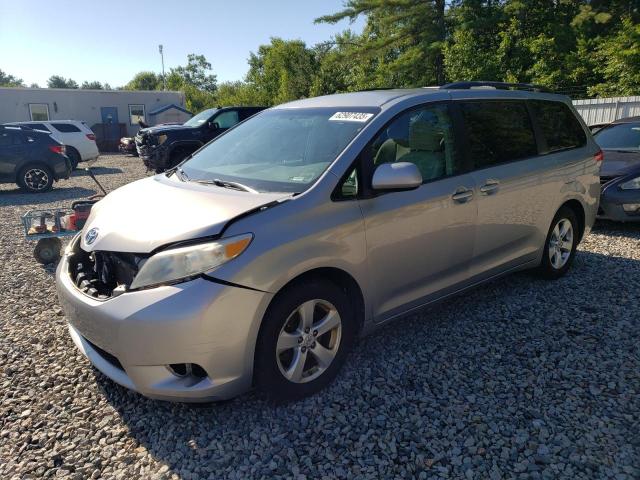 2011 TOYOTA SIENNA LE, null