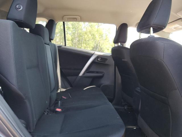 2T3BFREVXJW750891 - 2018 TOYOTA RAV4 LE Сұр фото 11