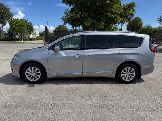 2C4RC1BG8KR561280 - 2019 CHRYSLER PACIFICA TOURING L SILVER photo 12