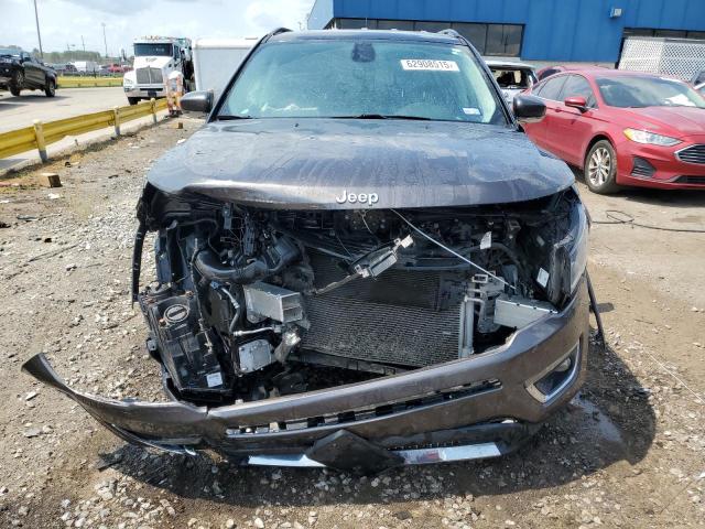 3C4NJDCBXKT772468 - 2019 JEEP COMPASS LIMITED ნაცრისფერი ფოტო 5