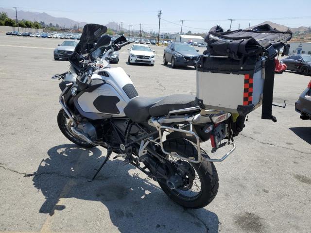 WB10A1204GZ664465 - 2016 BMW R1200 GS ADVENTURE თეთრი ფოტო 3