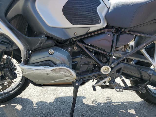 WB10A1204GZ664465 - 2016 BMW R1200 GS ADVENTURE თეთრი ფოტო 9