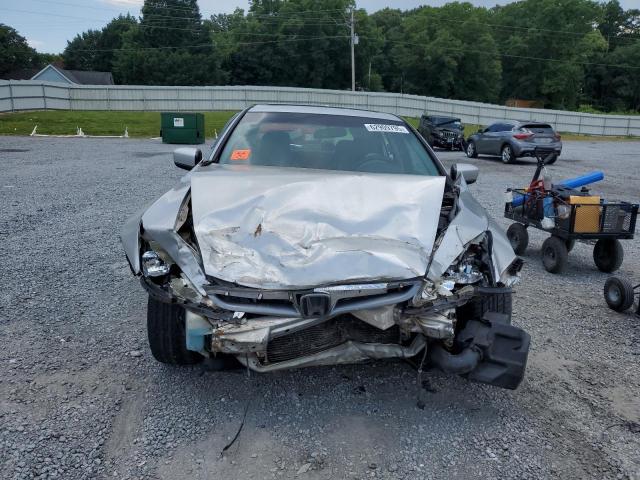 1HGCM56846A006979 - 2006 HONDA ACCORD EX SILVER photo 5