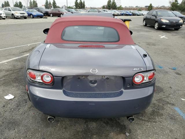 JM1NC25F460106093 - 2006 MAZDA MX5 GRAY photo 6