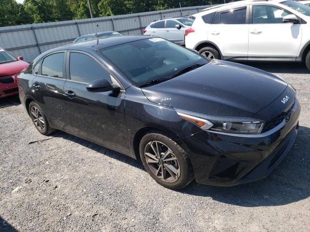 3KPF24AD6NE449162 - 2022 KIA FORTE FE BLACK photo 4