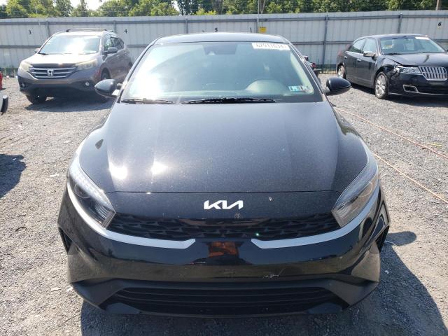 3KPF24AD6NE449162 - 2022 KIA FORTE FE BLACK photo 5