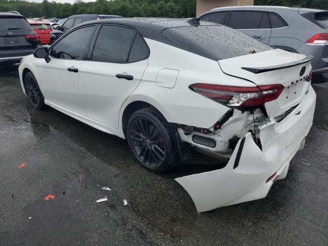 4T1K61AK3NU027749 - 2022 TOYOTA CAMRY XSE WHITE photo 2