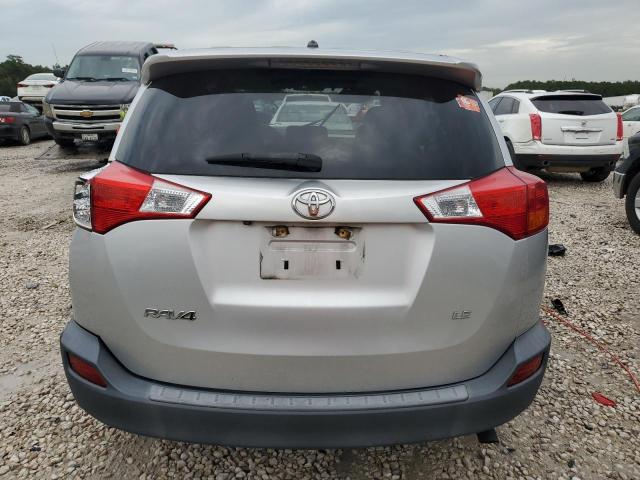 2T3ZFREVXFW174080 - 2015 TOYOTA RAV4 LE SILVER photo 6