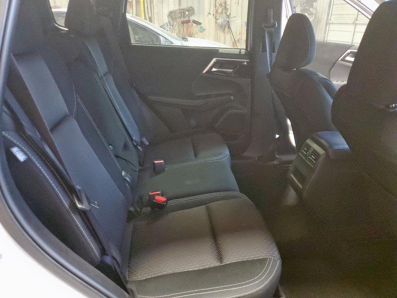 JA4J4UA87RZ079707 - 2024 MITSUBISHI OUTLANDER ES თეთრი ფოტო 11